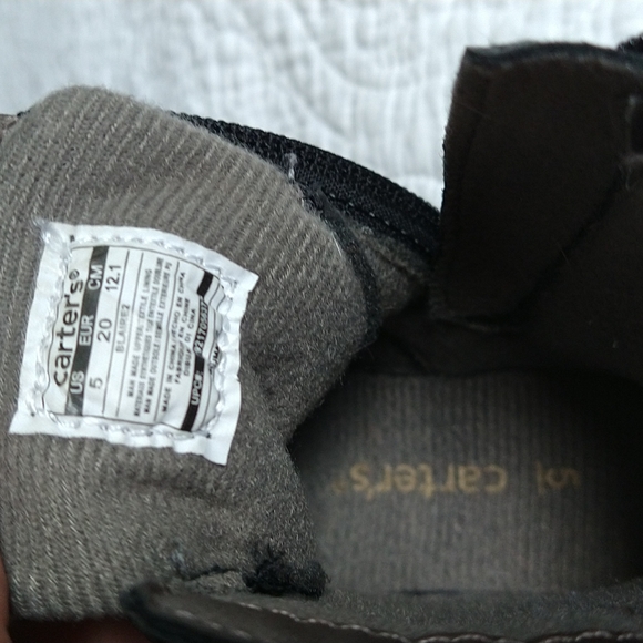 Carter's toddler boots - Picture 6 of 6